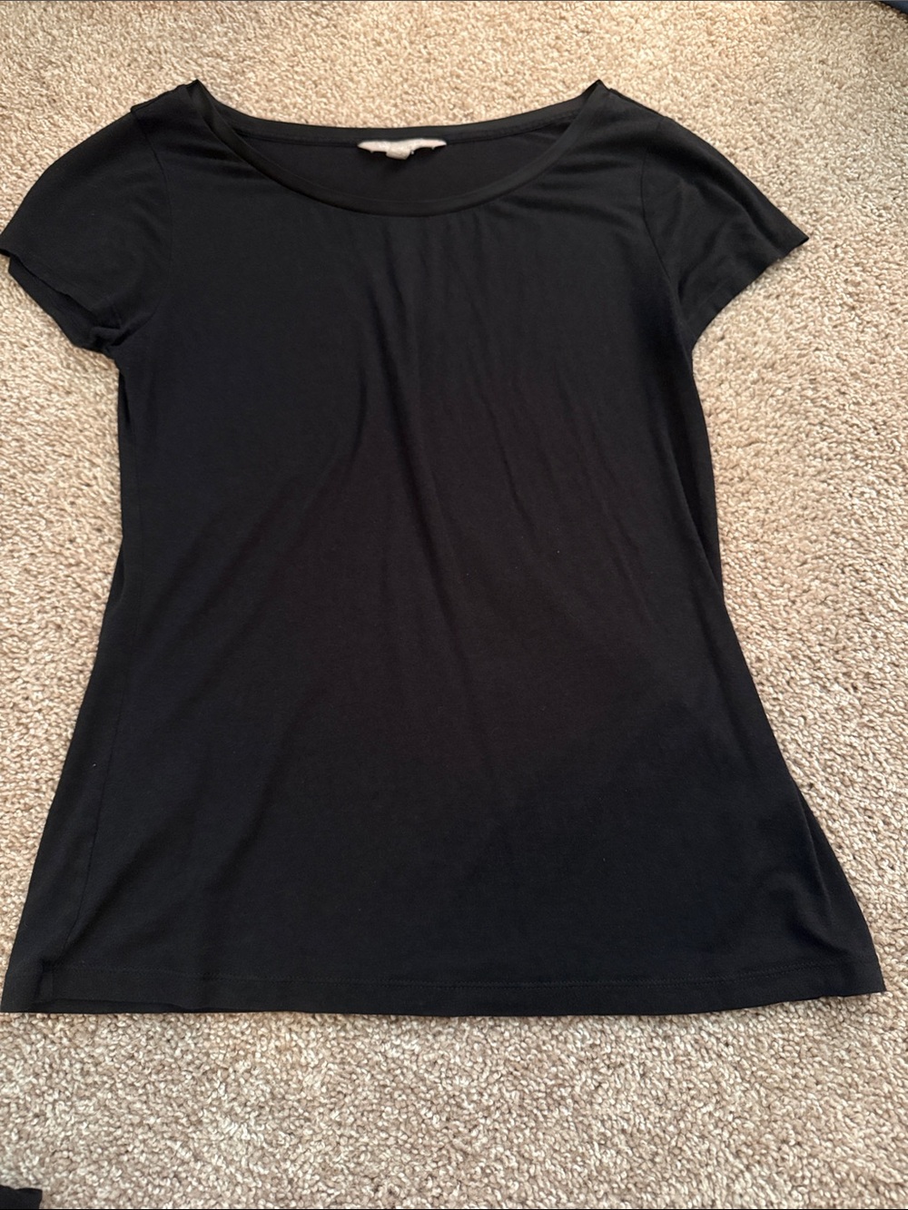 Banana republic women’s tee